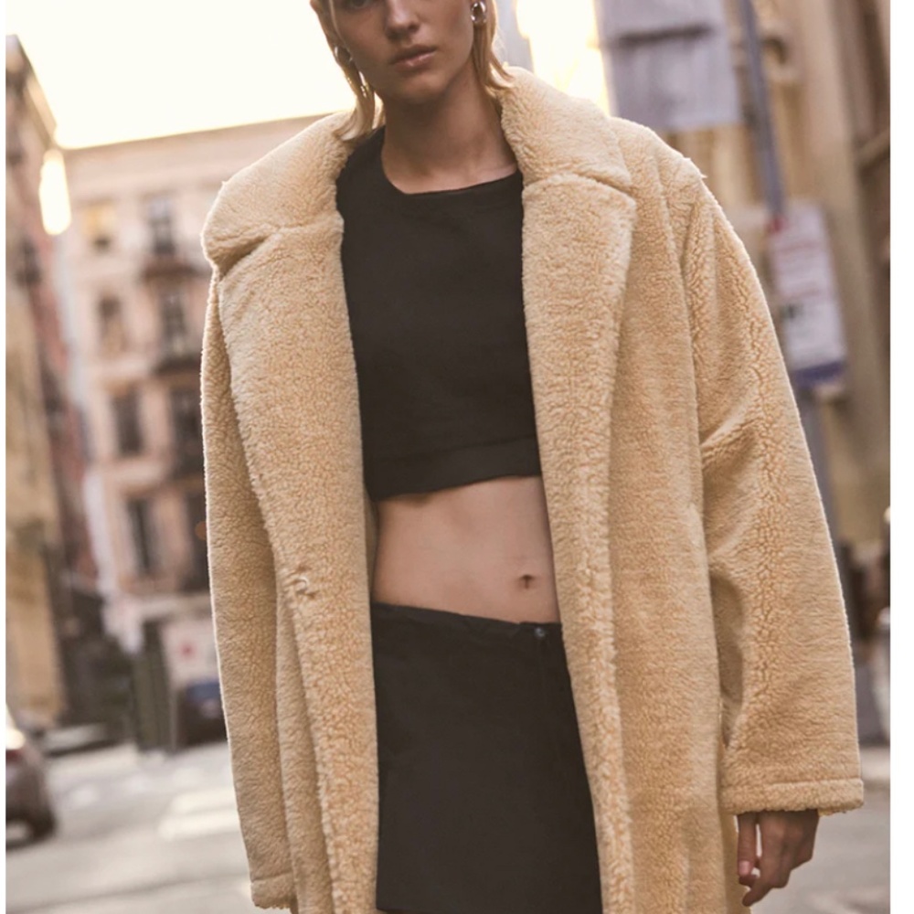 ALO Yoga Tan Teddy Coat